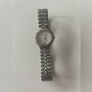 Bulova Watch Womens 25mm Silver Tone White Dial Date 96M05